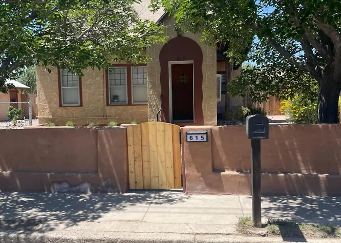 Casita De Agua Encanto